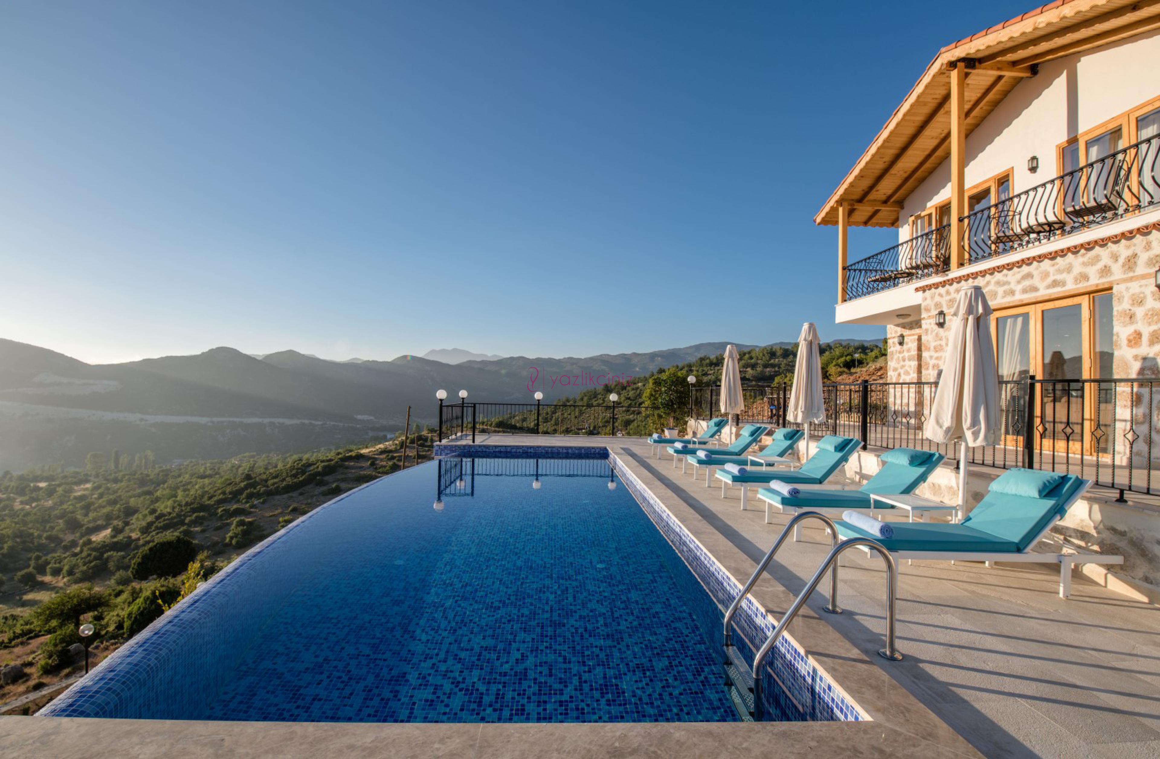 Villa Nazlı