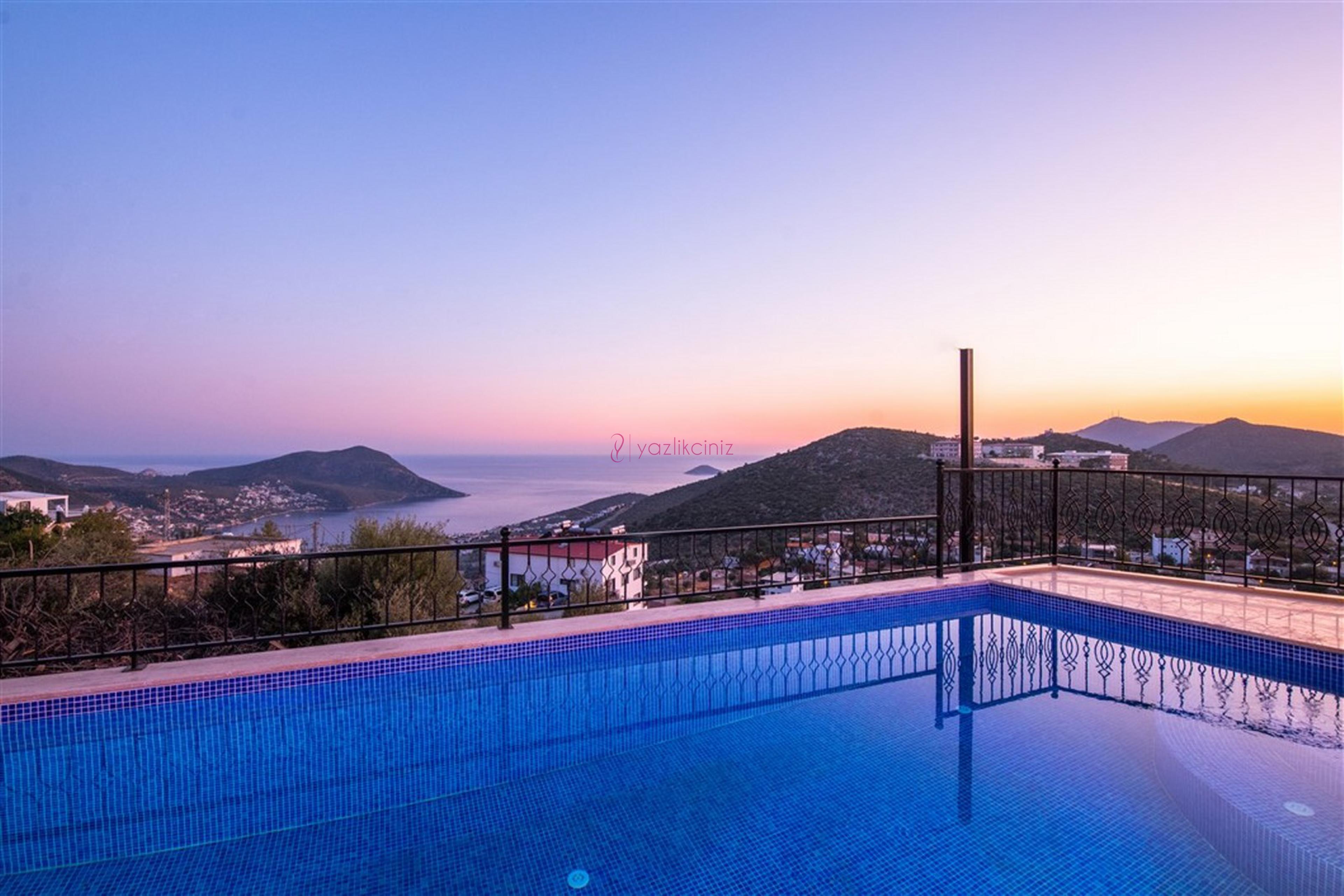 Villa Therapy