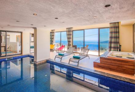 Isıtmalı Havuzlu Villalar