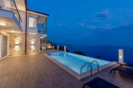 Kaş: Gökseki Kiralık Villa Fiyatları