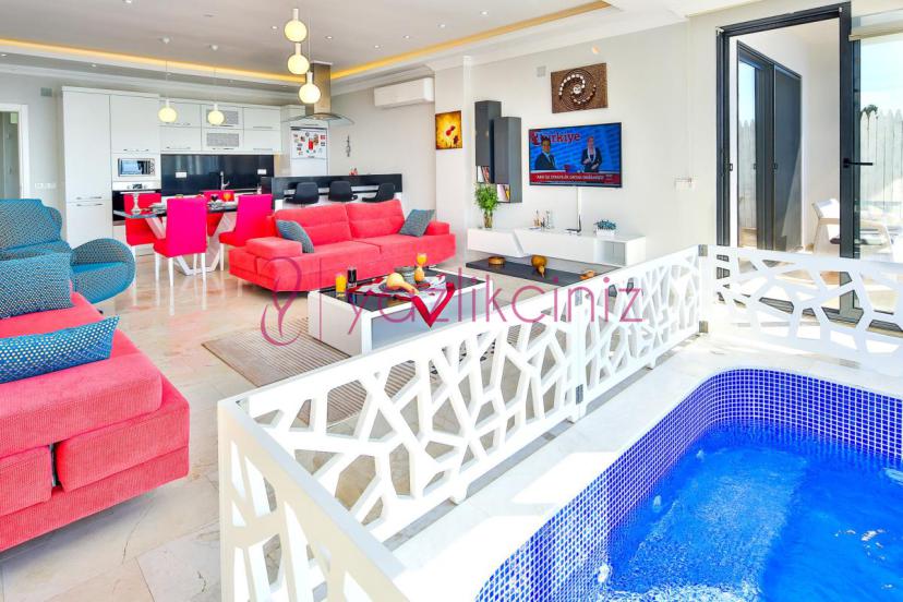 Sımsıcak Bir Tatil Sömestr, Kapalı Havuzlu Yazlıkta Daha Güzel